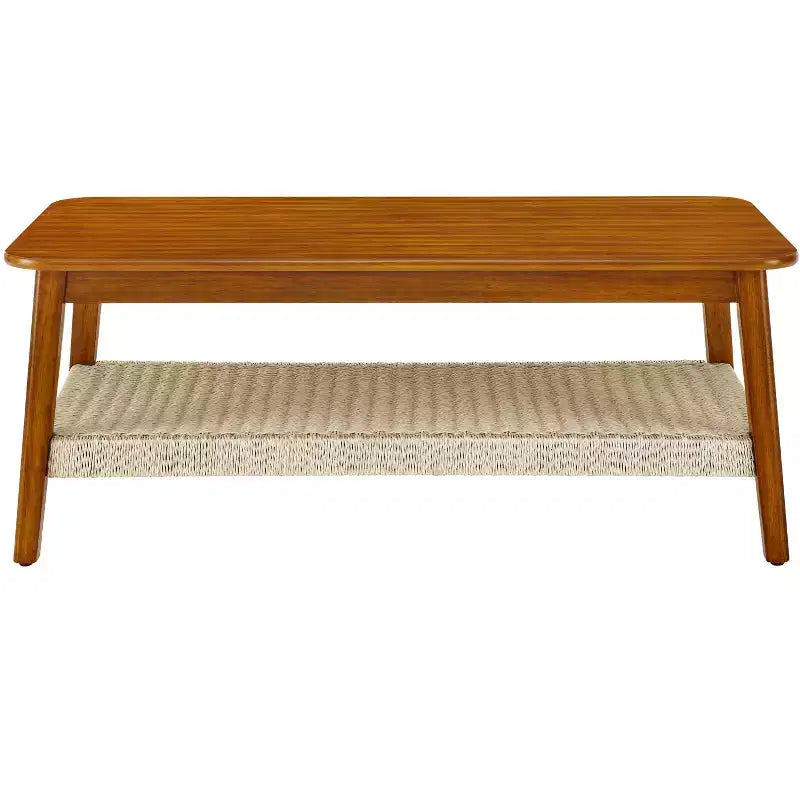 Mesa de centro moderna de mediados de siglo con estante de ratán trenzado