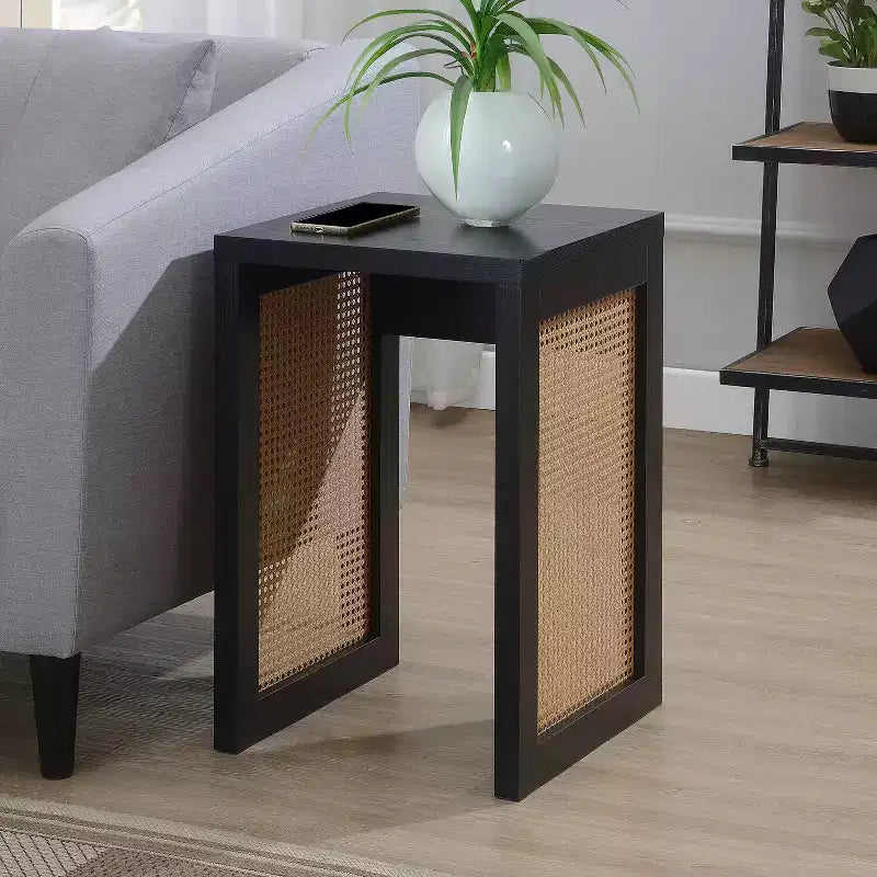 Mesa auxiliar cuadrada de madera beige de 24 pulgadas