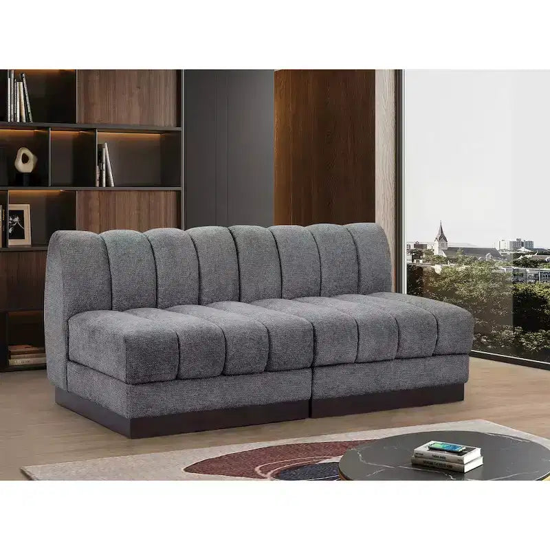 Sofá modular de tela chenilla Quinn