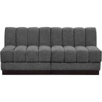 Sofá modular de tela chenilla Quinn